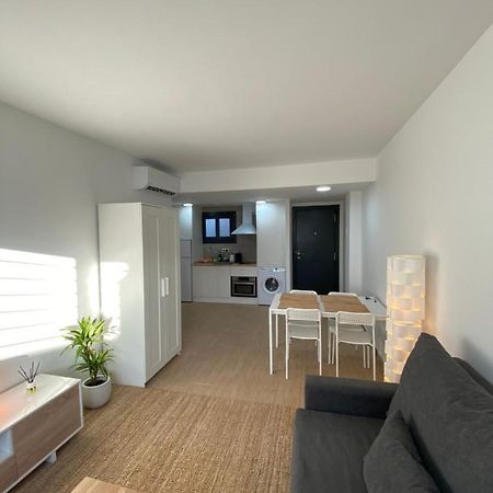 Central Apartment With Parking By Wayra Tarifa Exterior photo